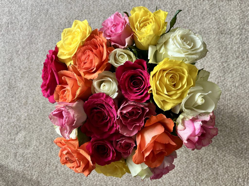Bouquet of mixed roses